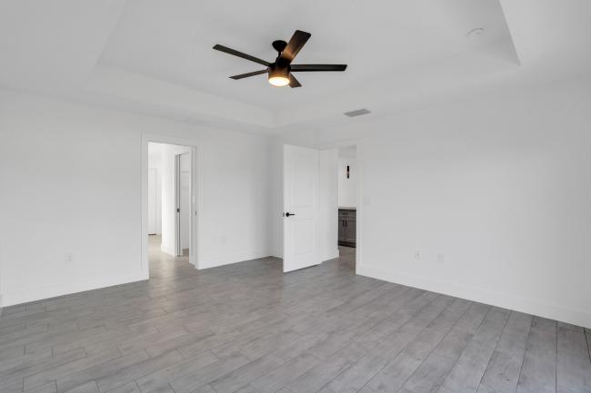 2705 14th St SW - Image# 22