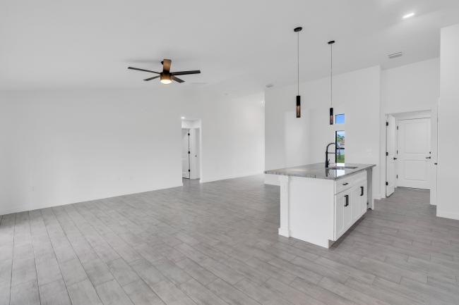 2816 49th ST SW - Image# 11