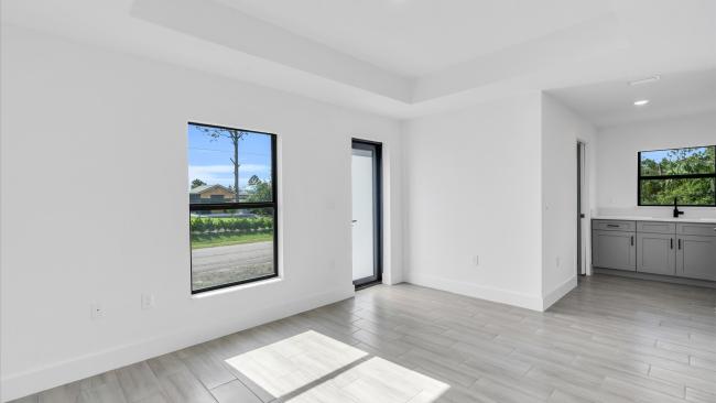 3010 38th St SW - Image# 25