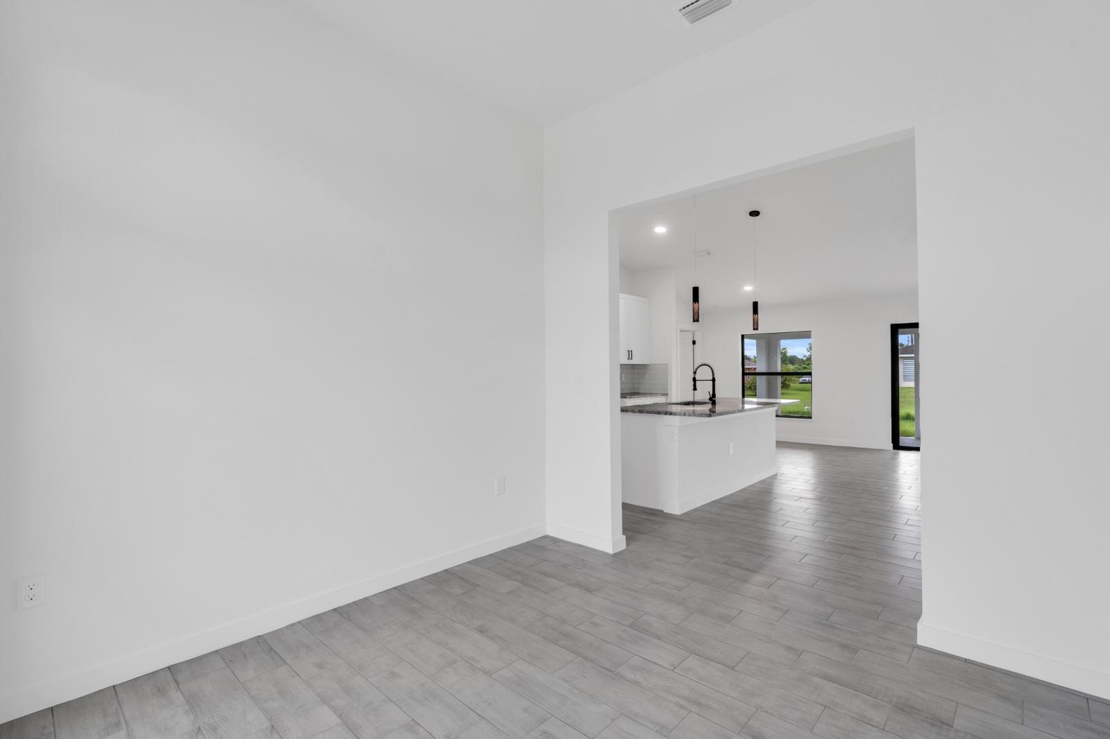 3602 25th ST SW - Image# 4