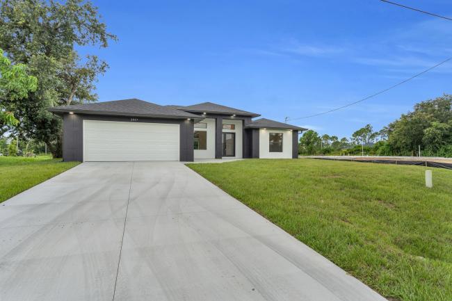 3819 33rd ST SW - Image# 3