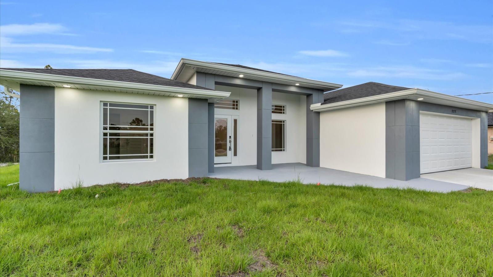 3828 21st St W - Image# 2