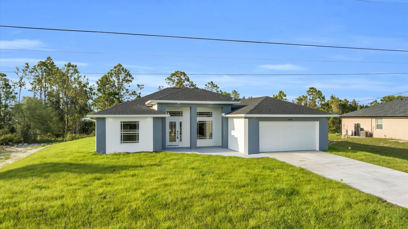 3828 21st St W - Image# 3