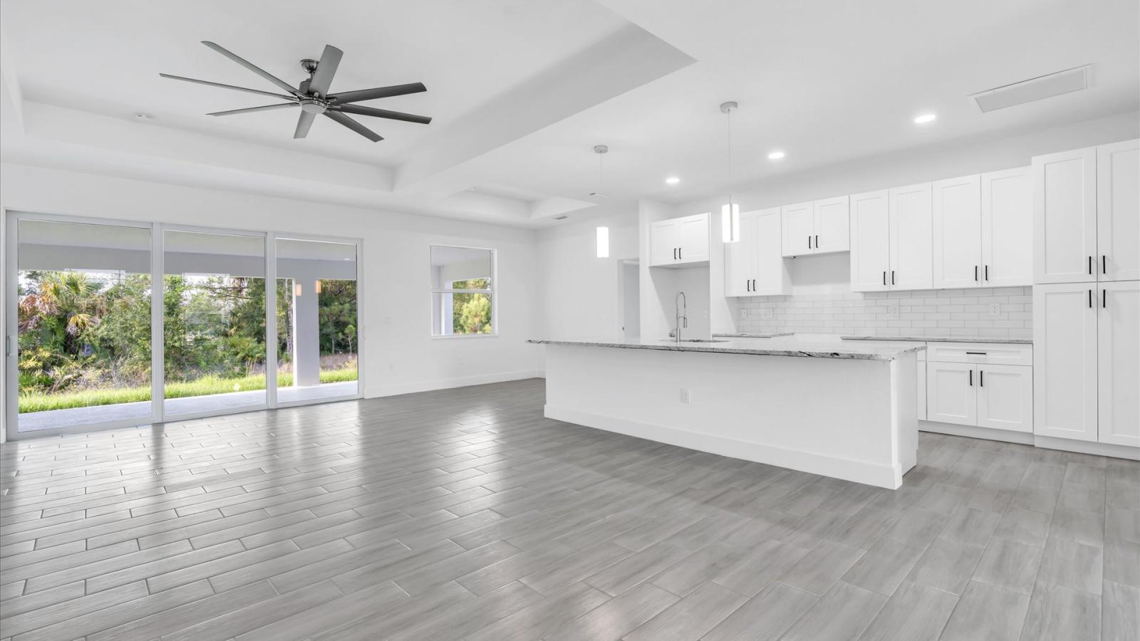 3828 21st St W - Image# 7