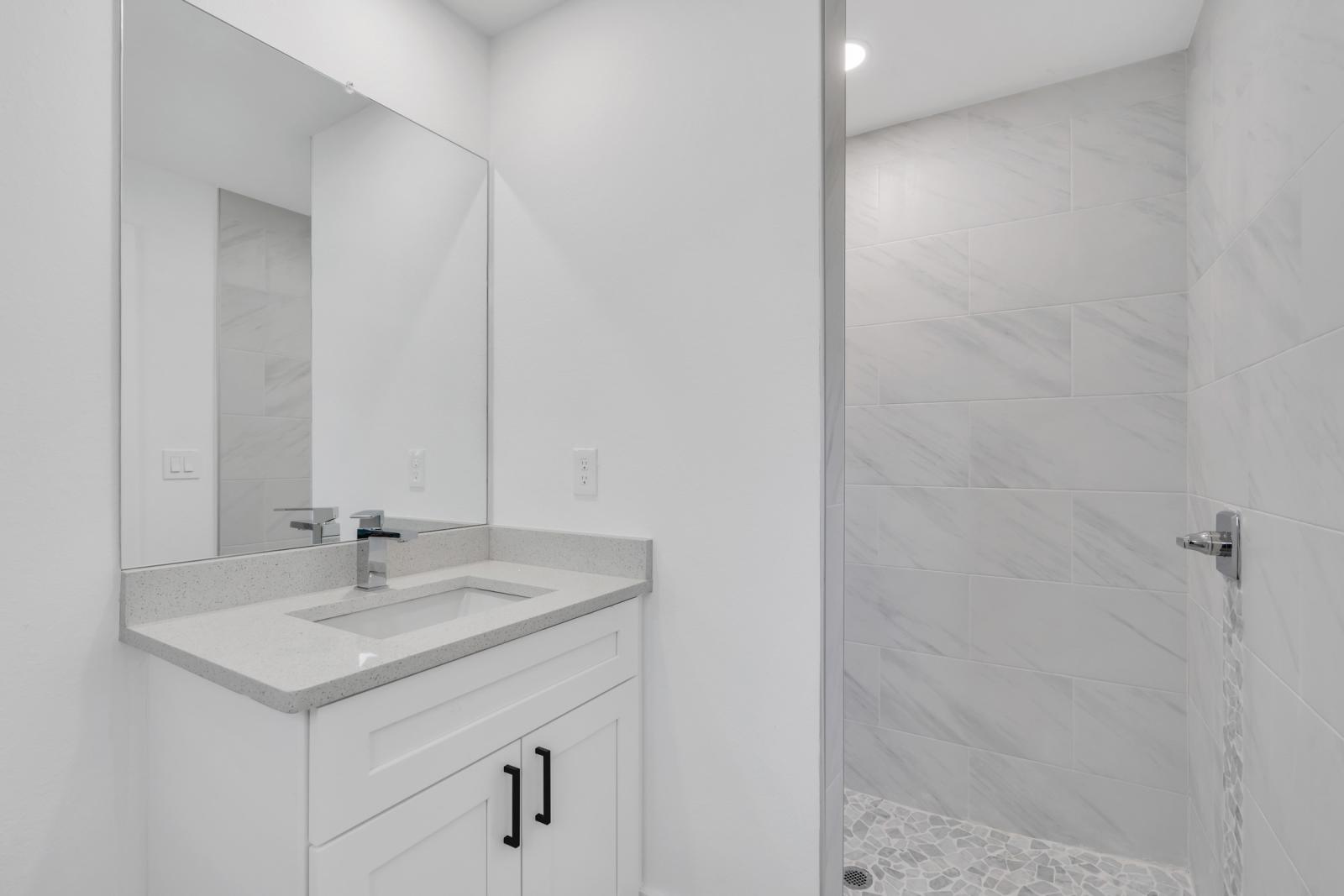 4208 30th St SW - Image# 32