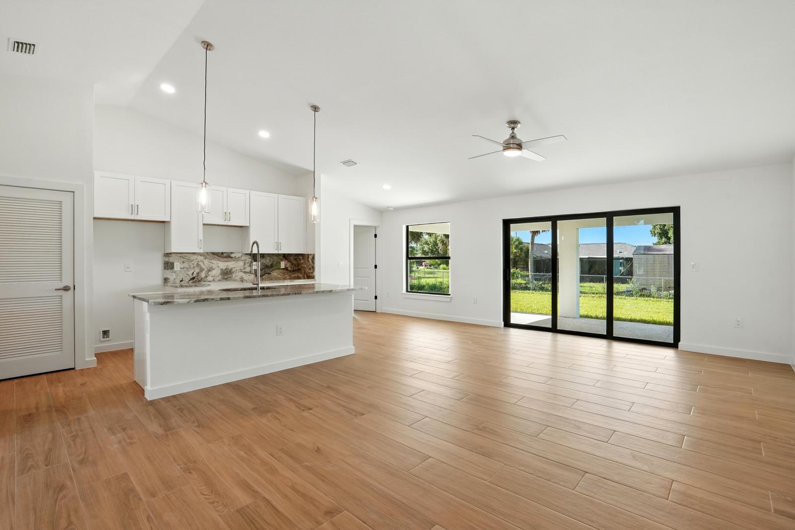 2519 13th ST SW - Image# 4