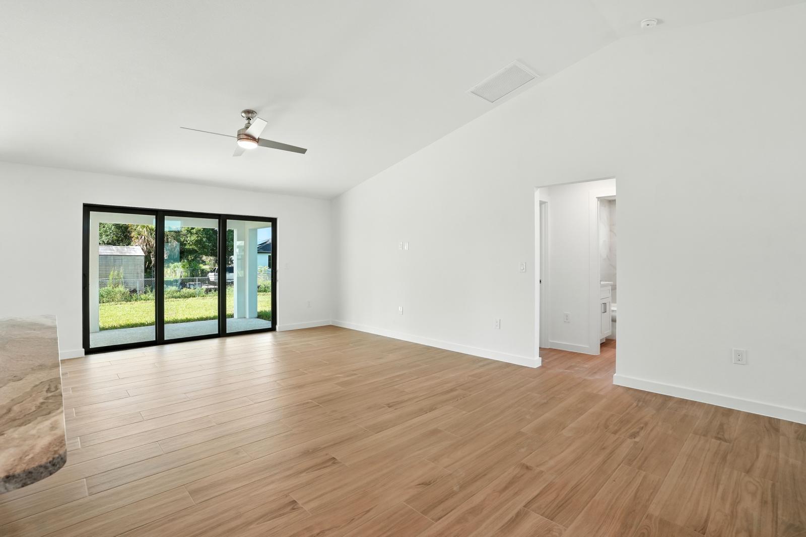 2519 13th ST SW - Image# 5