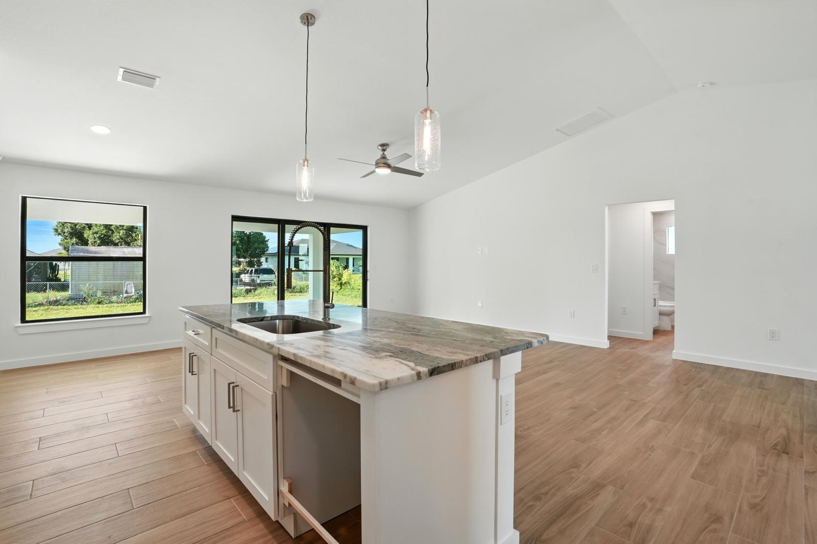 2519 13th ST SW - Image# 7