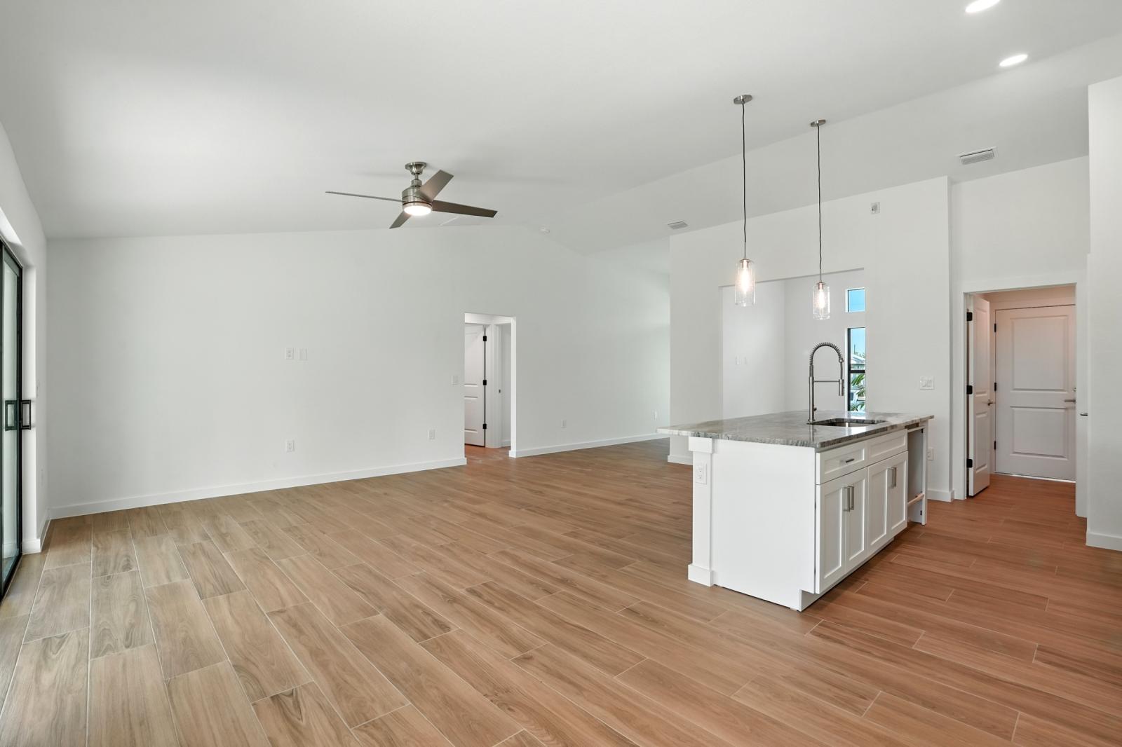 2519 13th ST SW - Image# 10