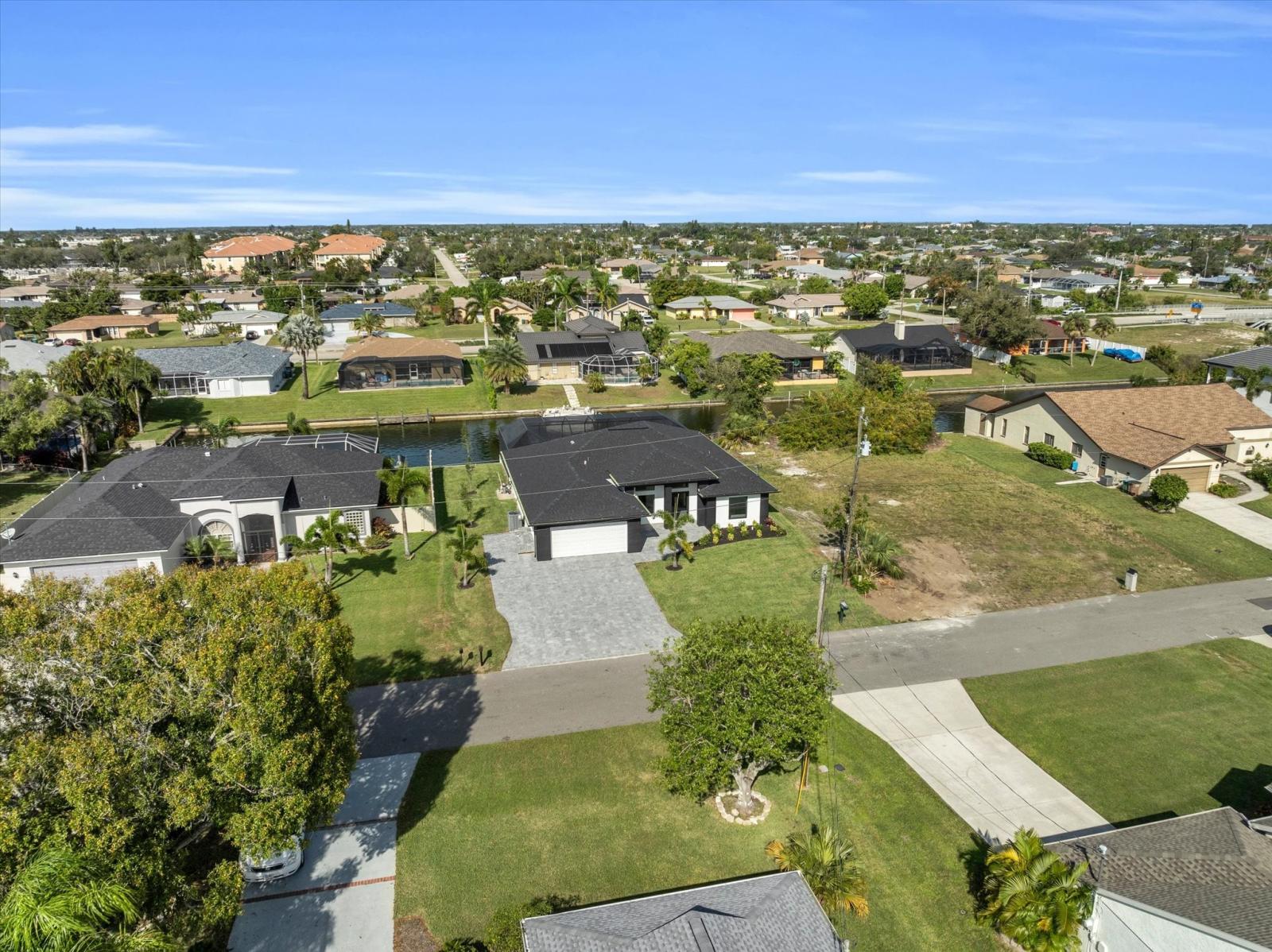 1211 SE Van Loon Terrace - Image# 6