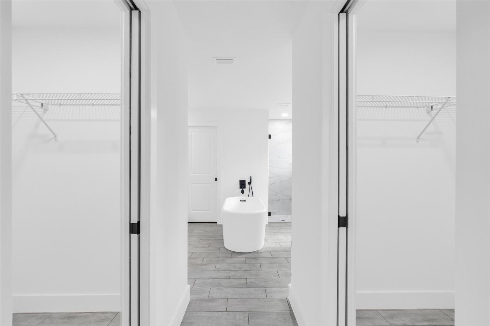 1211 SE Van Loon Terrace - Image# 22