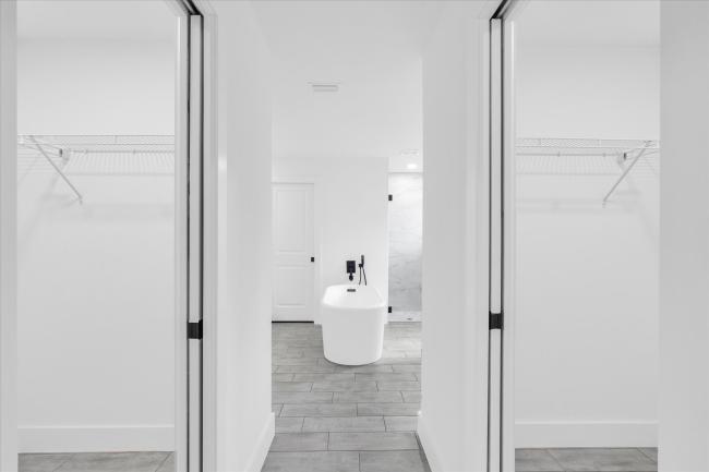 1211 SE Van Loon Terrace - Image# 22