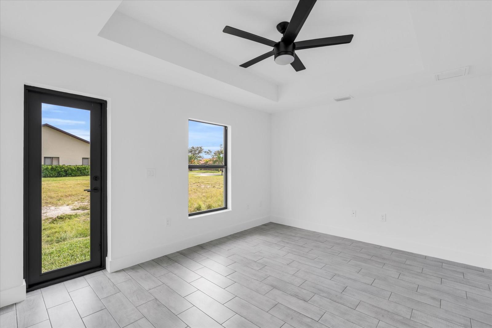 1211 SE Van Loon Terrace - Image# 23