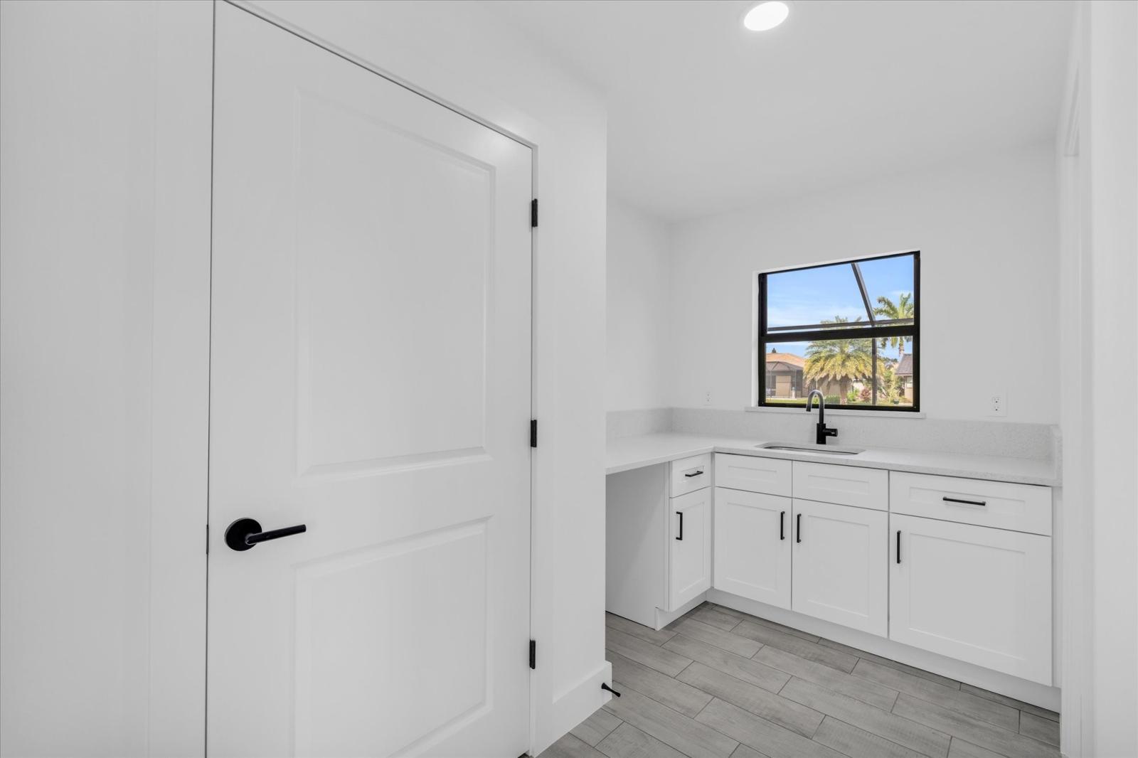 1211 SE Van Loon Terrace - Image# 26