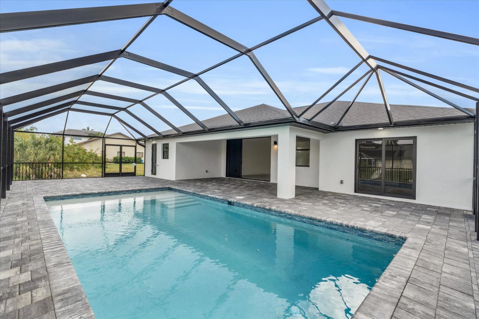 1211 SE Van Loon Terrace - Image# 39