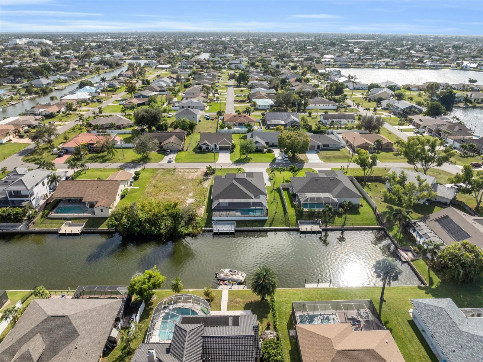 1211 SE Van Loon Terrace - Image# 49